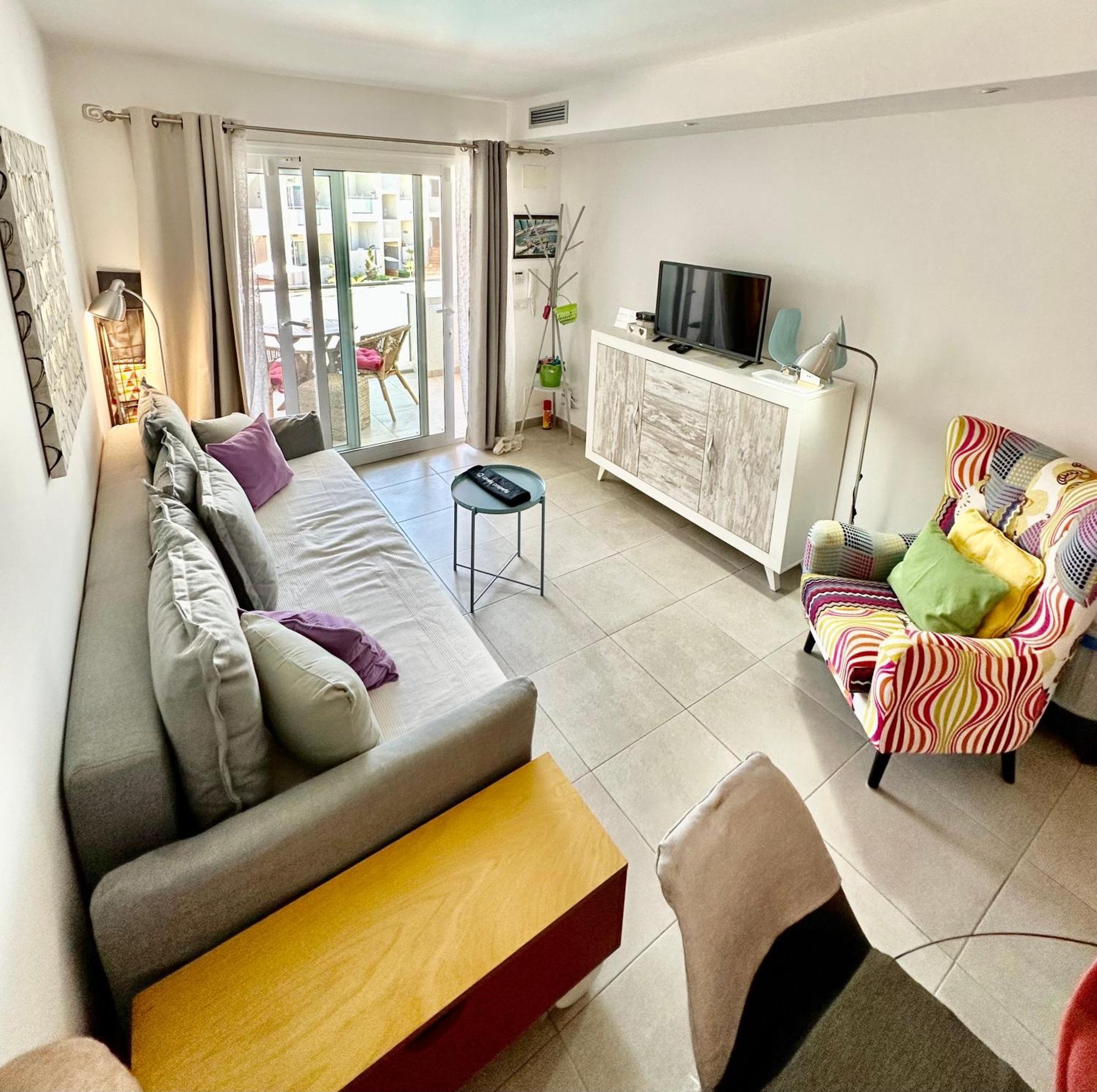 Tutti Frutti Con Piscina, Terraza Soleada Privada, Primera Planta Y Wi-Fi Corralejo Bagian luar foto